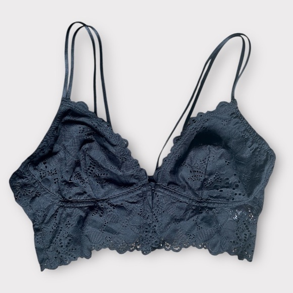 Colsie Floral Eyelet Design Front Hook Corset Closure Bralette in Black sz Med - Picture 4 of 9